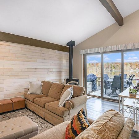 Quiet And Cozy Lakefront Home Near Mt Boyne Гейлорд Экстерьер фото