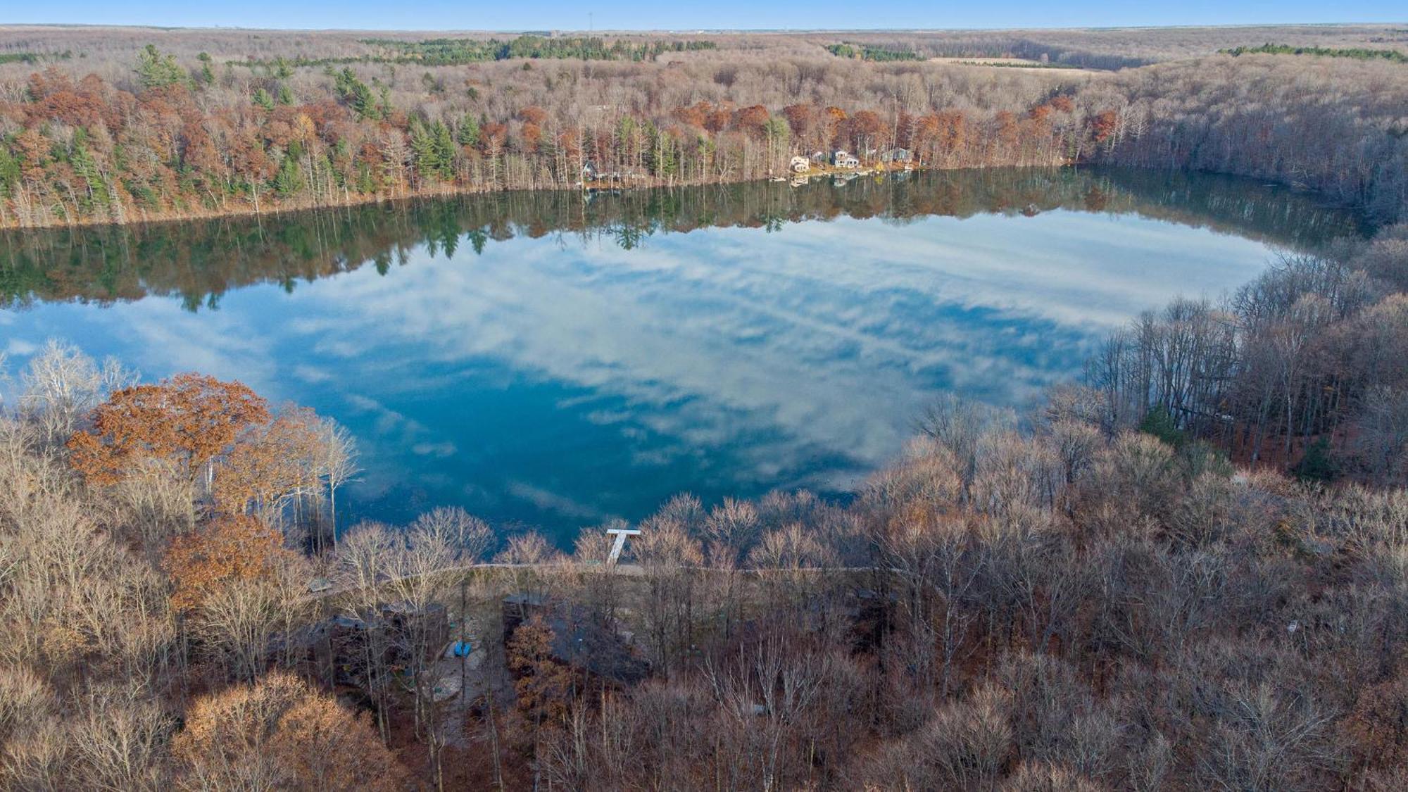 Quiet And Cozy Lakefront Home Near Mt Boyne Гейлорд Экстерьер фото